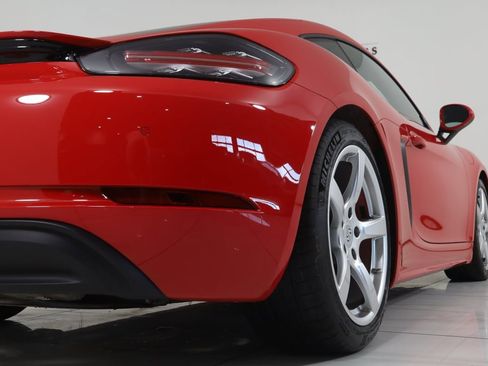 Used 2023 Porsche 718 Cayman S w/ Sport Chrono Package image 83