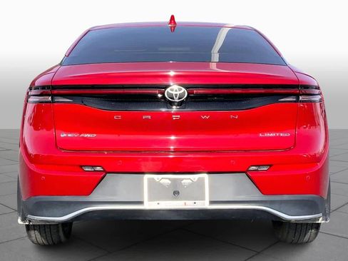 Used 2024 Toyota Crown Limited image 5