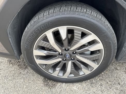 Certified 2025 Subaru Forester Touring image 9