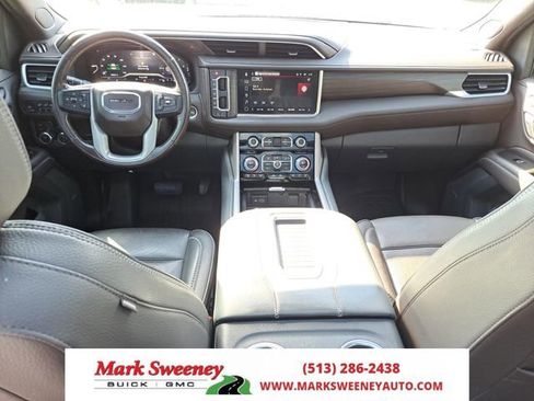 Used 2022 GMC Yukon Denali AWD/4WD image 9