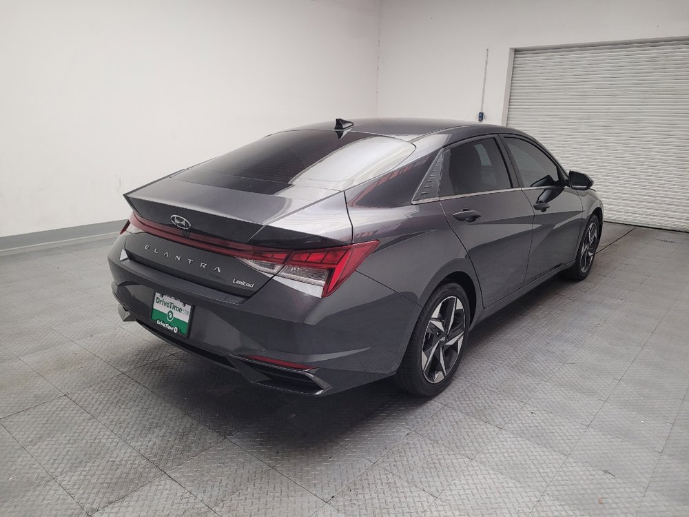Used 2021 Hyundai Elantra Limited w/ Cargo Package FWD image 9