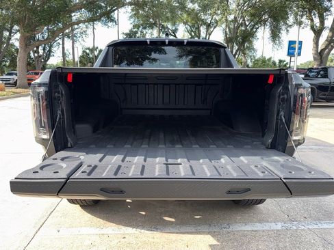 Used 2025 GMC Hummer EV 3X AWD/4WD image 22