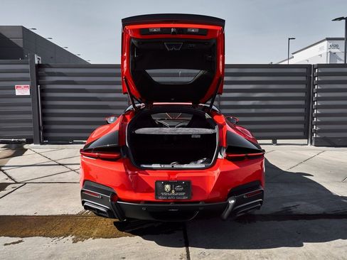 Used 2025 Ferrari 12Cilindri image 27