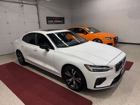 Used 2019 Volvo S60 T6 R-Design AWD/4WD image 10