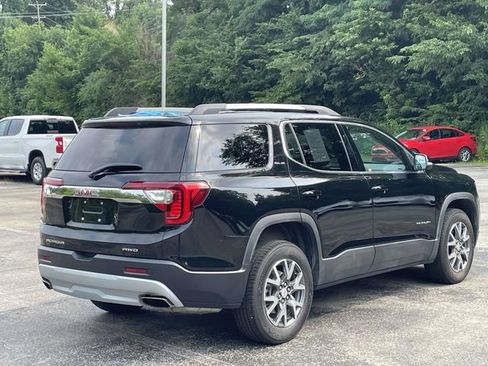 Certified 2023 GMC Acadia SLE w/ Driver Convenience Package AWD/4WD image 3