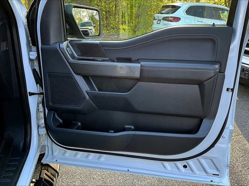 Used 2022 Ford F150 XLT w/ Equipment Group 302A High image 20