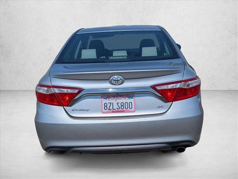 Used 2017 Toyota Camry SE FWD image 7