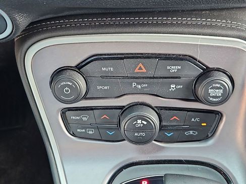 Certified 2019 Dodge Challenger SXT w/ Plus Package RWD image 25