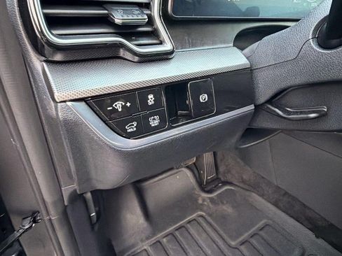 Used 2025 Kia Sportage SX Prestige AWD/4WD image 26