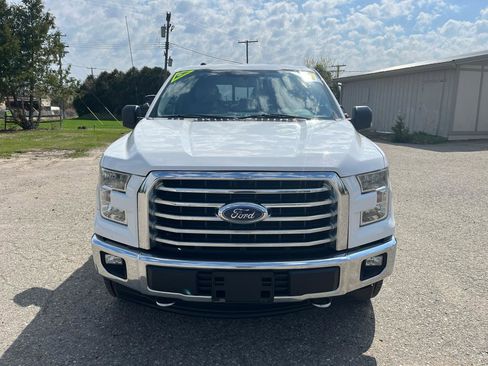 Used 2017 Ford F150 XLT w/ Equipment Group 302A Luxury image 8