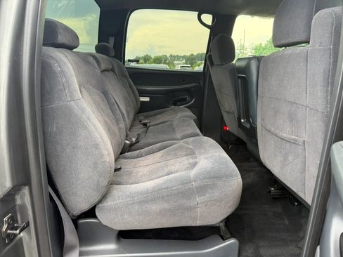 Used 2002 Chevrolet Silverado 2500 LS AWD/4WD image 17
