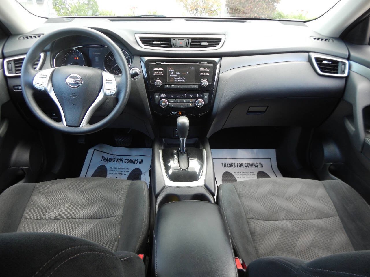 Used 2015 Nissan Rogue SV AWD/4WD image 2