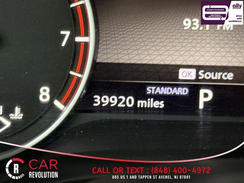 Used 2024 Nissan Rogue SV image 25