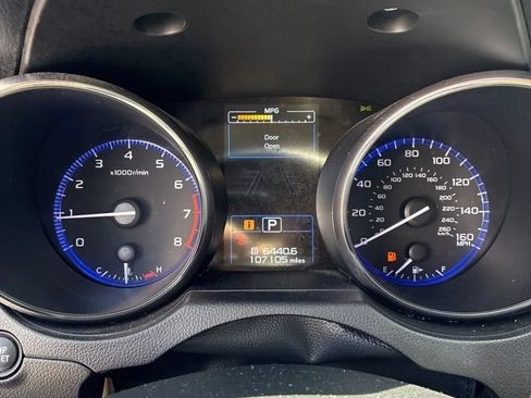 Used 2017 Subaru Outback 3.6R Touring AWD/4WD image 26