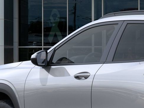 New 2026 Chevrolet Trax LT FWD image 12