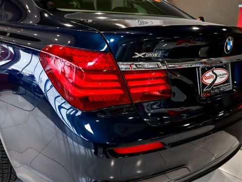 Used 2015 BMW 740Li xDrive image 12