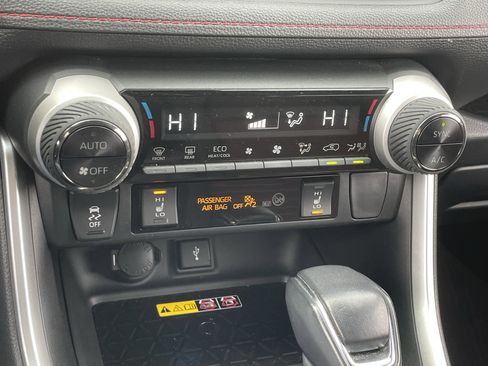 Used 2022 Toyota RAV4 XSE image 25