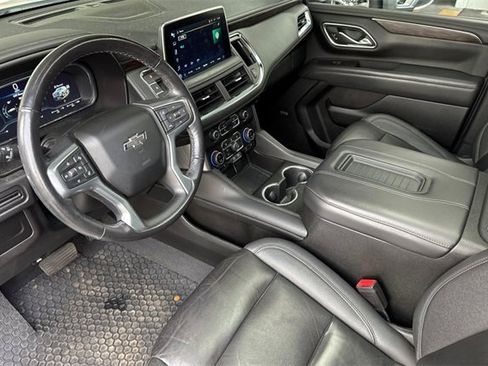 Used 2022 Chevrolet Tahoe Z71 w/ Luxury Package image 10