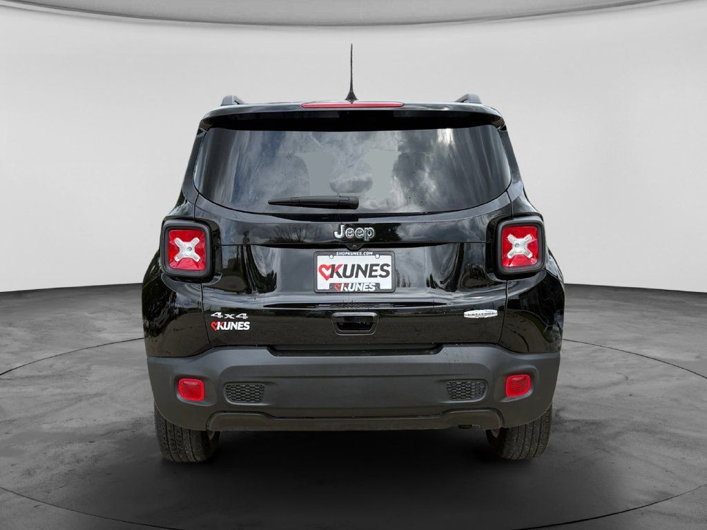 Used 2021 Jeep Renegade Latitude w/ Convenience Group AWD/4WD image 8