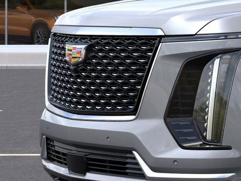 New 2026 Cadillac Escalade Luxury w/ Touring Package RWD image 13