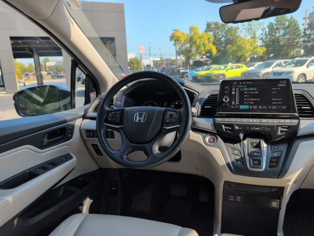 Used 2025 Honda Odyssey EX-L image 19