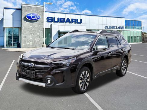 Certified 2025 Subaru Outback Touring AWD/4WD image 3
