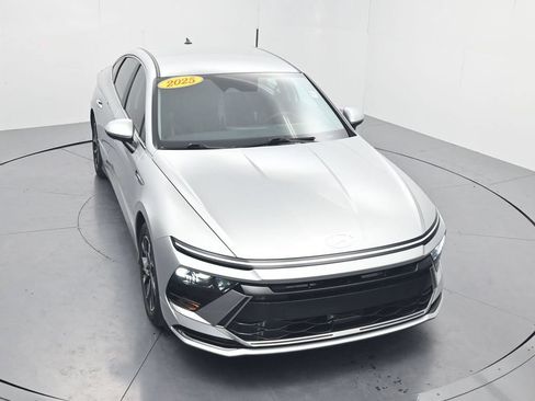Used 2025 Hyundai Sonata SEL FWD image 43