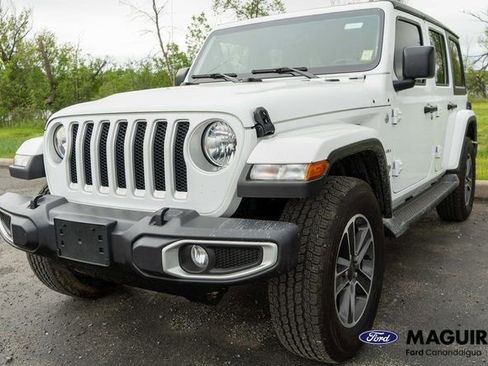 Used 2023 Jeep Wrangler Unlimited Sahara w/ Cold Weather Group AWD/4WD image 1