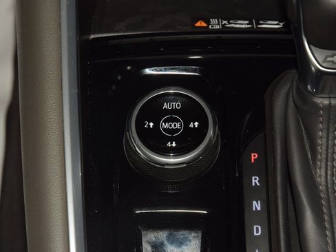 Used 2023 Chevrolet Colorado ZR2 w/ ZR2 Convenience Package III image 38