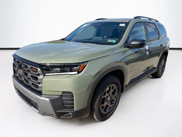 New 2026 Honda Pilot TrailSport image 3