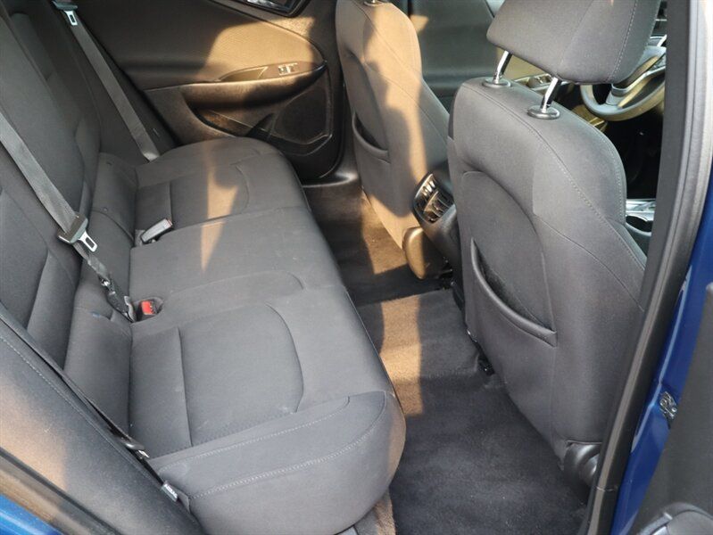Used 2019 Chevrolet Malibu LT FWD image 13