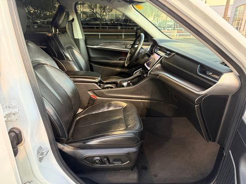 Certified 2021 Jeep Grand Cherokee L Limited image 31