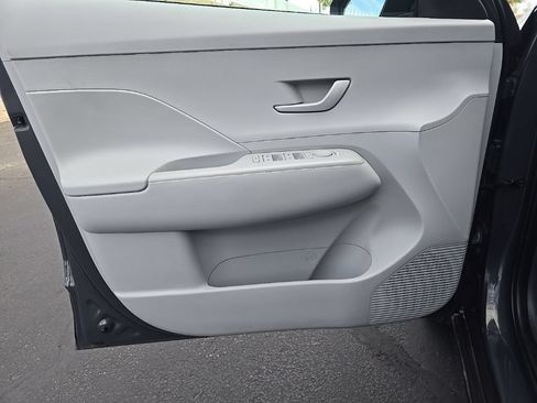 Used 2024 Hyundai Kona SEL AWD/4WD image 11