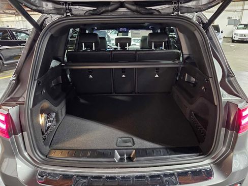 New 2026 Mercedes-Benz GLB 250 4MATIC image 18