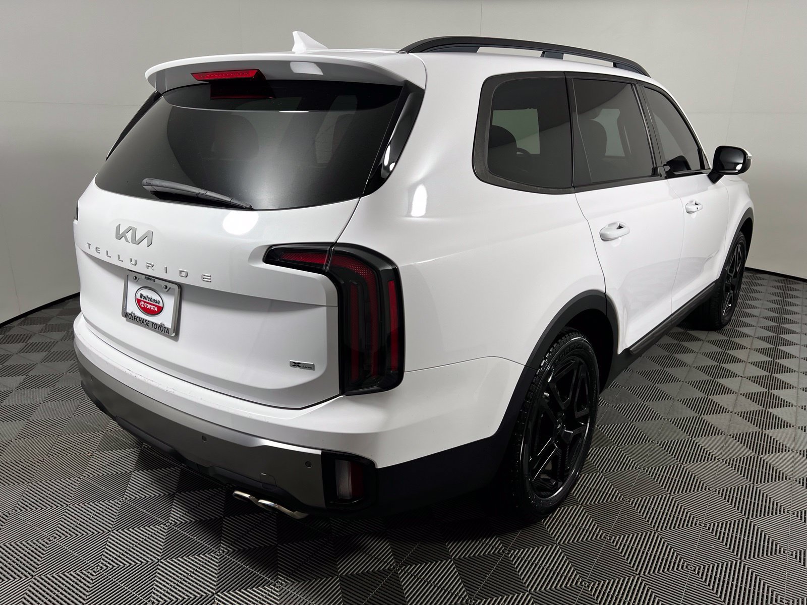 Used 2023 Kia Telluride EX X-Line AWD/4WD image 5