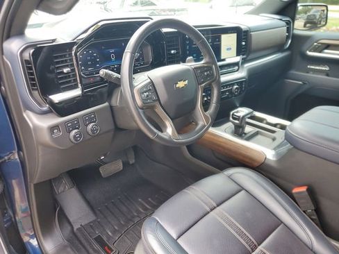 Used 2023 Chevrolet Silverado 1500 High Country w/ High Country Premium Package image 18