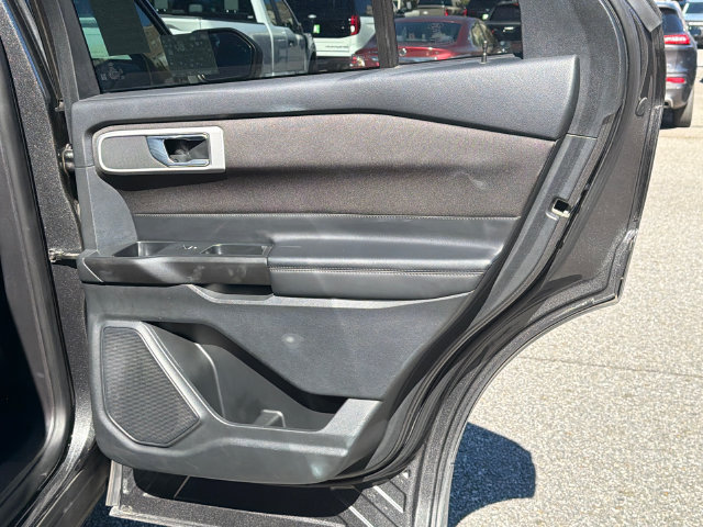 Certified 2020 Ford Explorer XLT AWD/4WD image 18