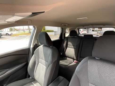 Used 2024 Nissan Rogue SV image 10