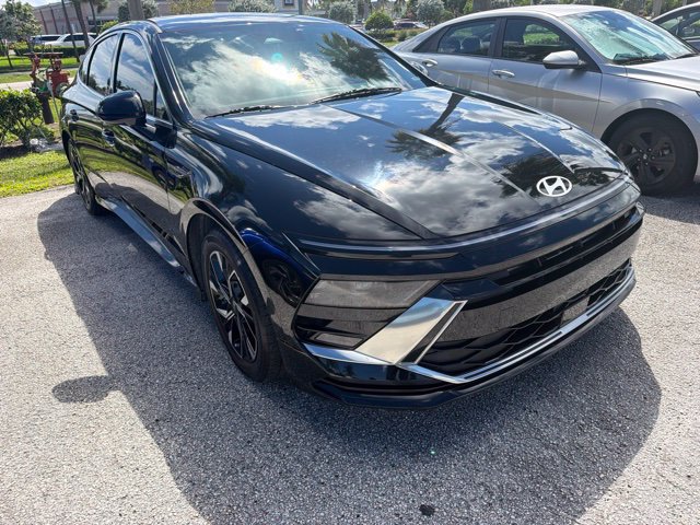 Certified 2024 Hyundai Sonata SEL FWD image 2