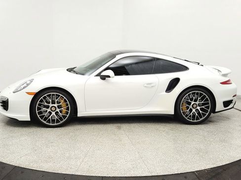 Used 2014 Porsche 911 Turbo S image 2