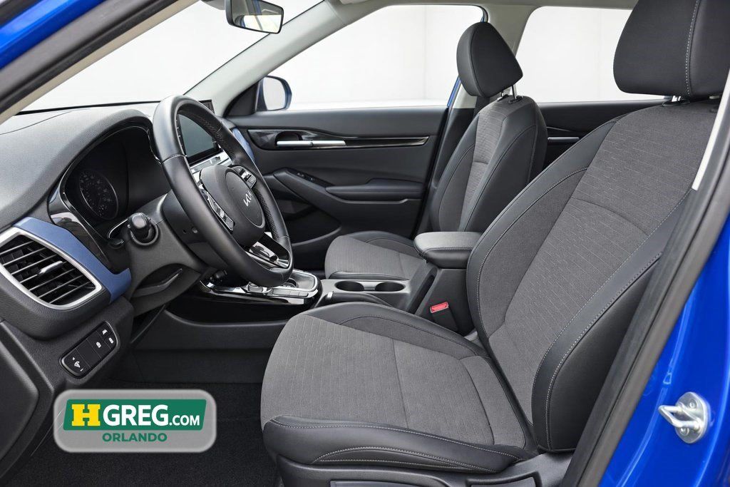 Used 2023 Kia Seltos S FWD image 10