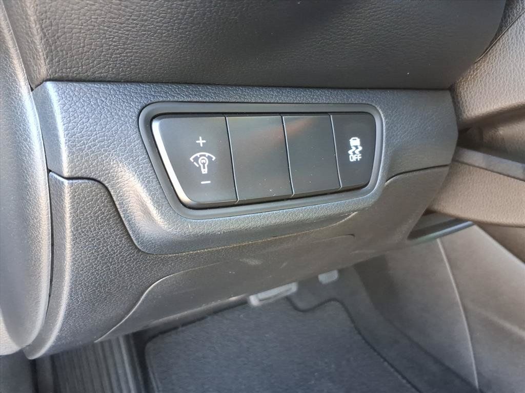 Used 2023 Kia Forte LXS FWD image 20