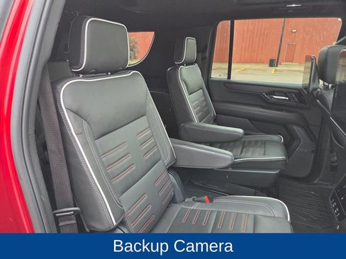 Used 2025 GMC Yukon XL AT4 Ultimate AWD/4WD image 30