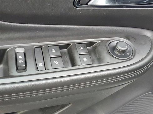 Used 2020 Buick Encore Preferred image 14