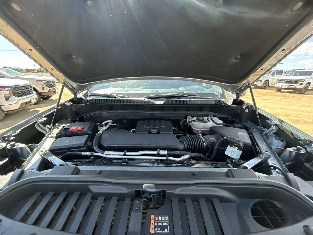 Used 2024 Chevrolet Silverado 1500 Custom RWD image 28