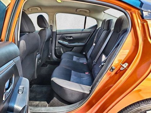 Used 2022 Nissan Sentra SR FWD image 18