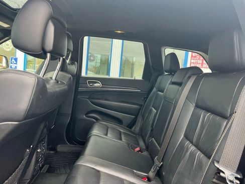 Used 2014 Jeep Grand Cherokee Limited image 14