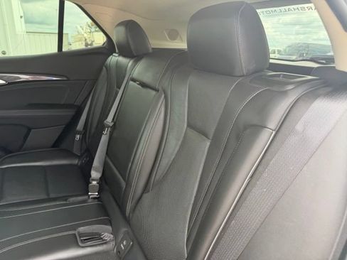 Used 2023 Buick Envision Essence FWD image 13