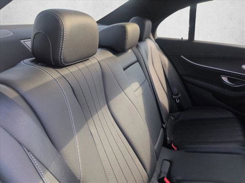 Used 2023 Mercedes-Benz E 350 4MATIC Sedan image 13