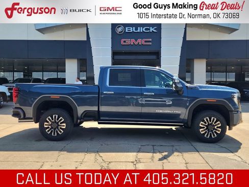 New 2026 GMC Sierra 2500 Denali Ultimate AWD/4WD image 2
